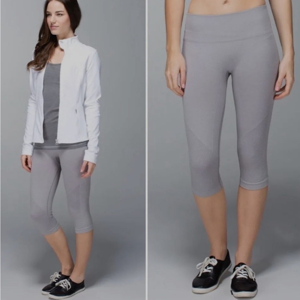Lululemon The Flow Crop Ruched Capris - Size 6